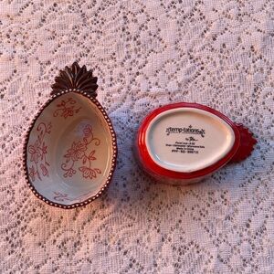 8 oz dish in a pineapple shape. Red Floral Lace by temp-tations.